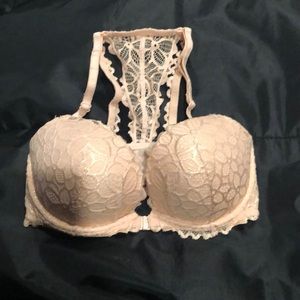 VS Pink front clasp bra EUC